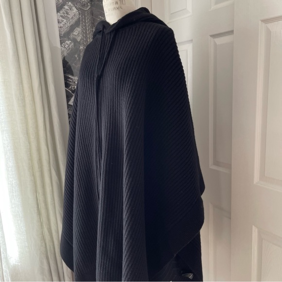 Zara 100% Wool Oversized Poncho Steven Meisel Black Size M-L - Picture 5 of 13